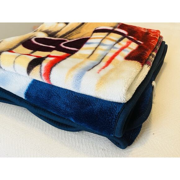 Gorgeous Plush Throw Blanket 94x82" Colorful Native American Chief Carrying Lady - Picture 14 of 15